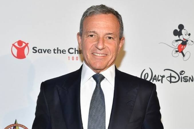 batal-pensiun-bob-iger-ditunjuk-jadi-ceo-walt-disney-22112022-110346