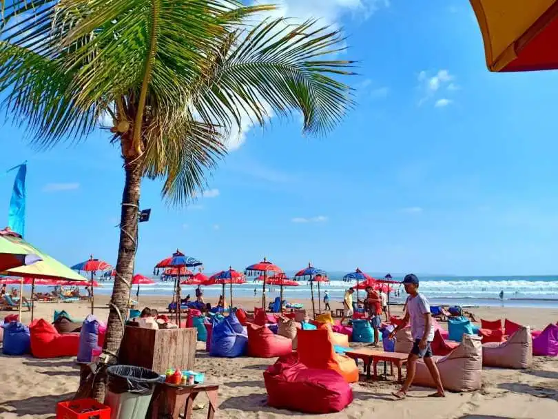 asyiknya-liburan-tahun-baru-di-seminyak-bali-banyak-wisata-menarik-dan-hotel-murah
