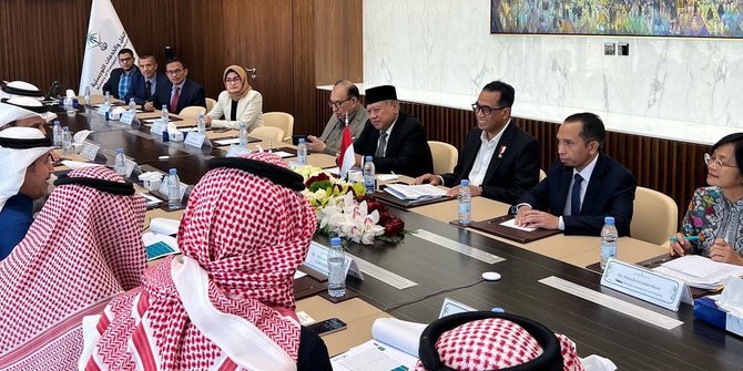 lobi-menhub-saat-bertemu-pejabat-arab-saudi-dari-umrah-hingga-paket-pariwisata