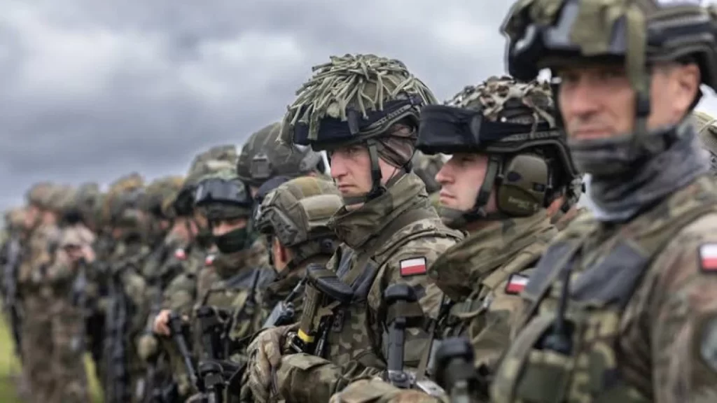 6374109bae2cc-viva-militer-pasukan-angkatan-bersenjata-polandia-wp-dalam-misi-nato_1265_711