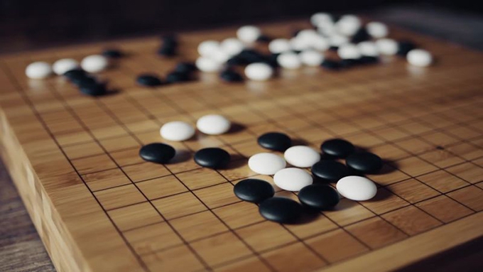 Google’s new Go-playing AI learns fast, and even thrashed its former self