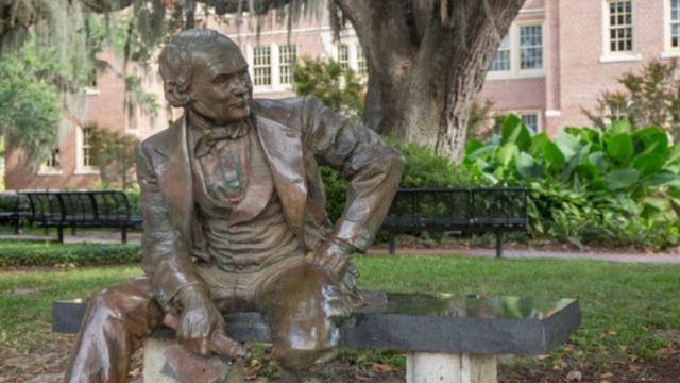 Poo-Bah overrules vote, removes statue of Jefferson’s grandson