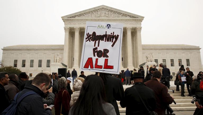 What Harvard can learn from Texas: A solution to the controversy over affirmative action