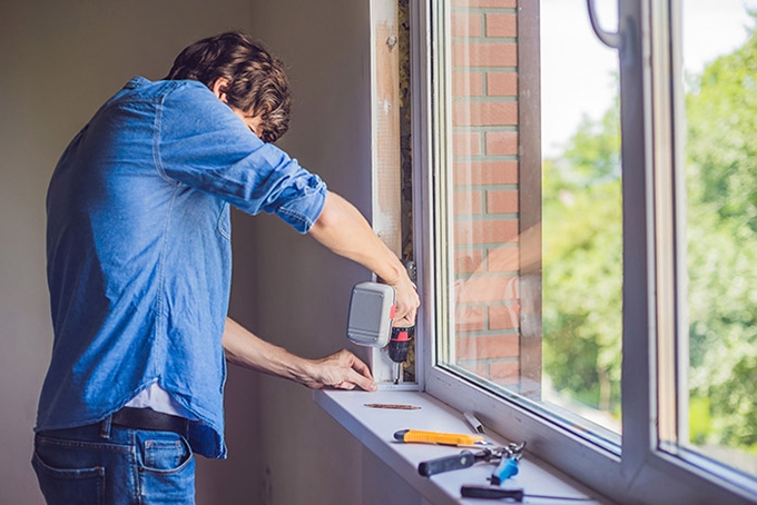 Hiring a contractor for windows and doors