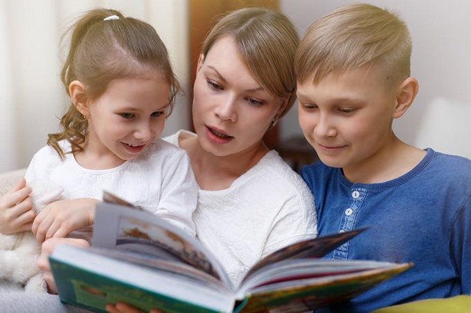 How reading enriches children's education