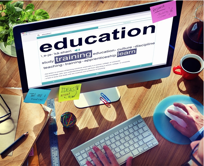 Why are online College studies so popular in the United States?