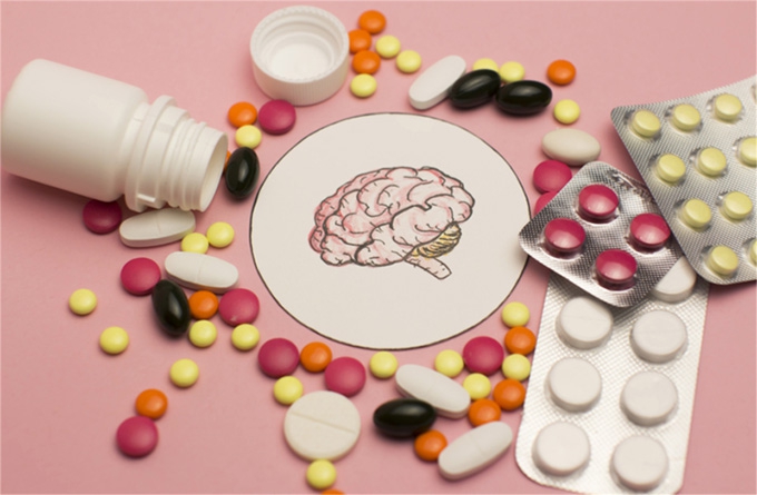 Brain-boosting pills may not be all they’re cracked up to be