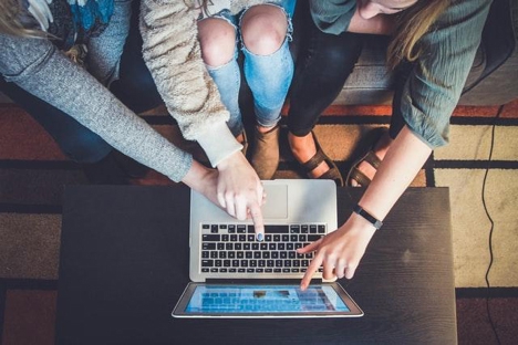 Effective virtual team building activities for online learners and teachers