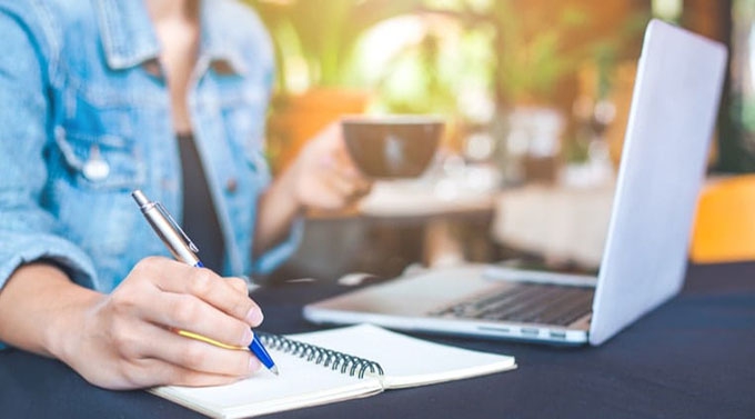 Note-taking by hand: A powerful tool to support memory