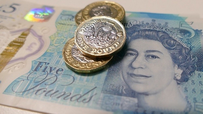 Paying commission to academics reduces the value of research