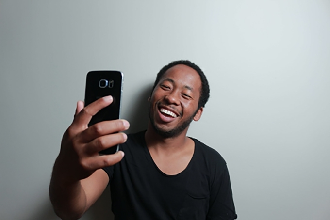 Getting the perfect selfie smile has never been easier