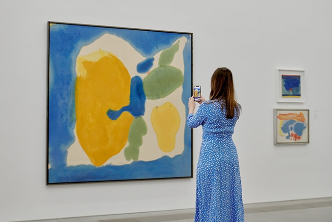 What if painting helped students overcome the fear of making mistakes?