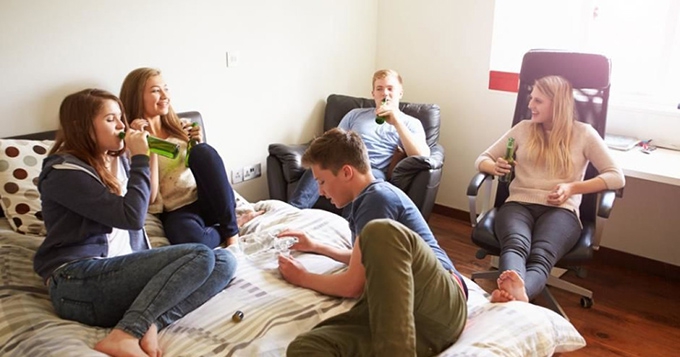 Adolescents, social networks and sex in pandemic: an explosive cocktail
