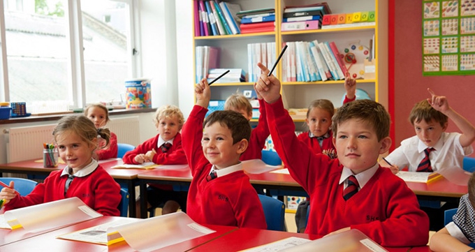 Does competition have an educational virtue?