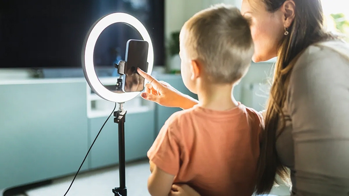 “Child influencers”: is this reasonable?