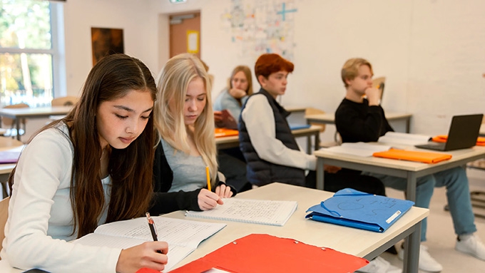 How to avoid falling into the 'learning illusion' of taking notes