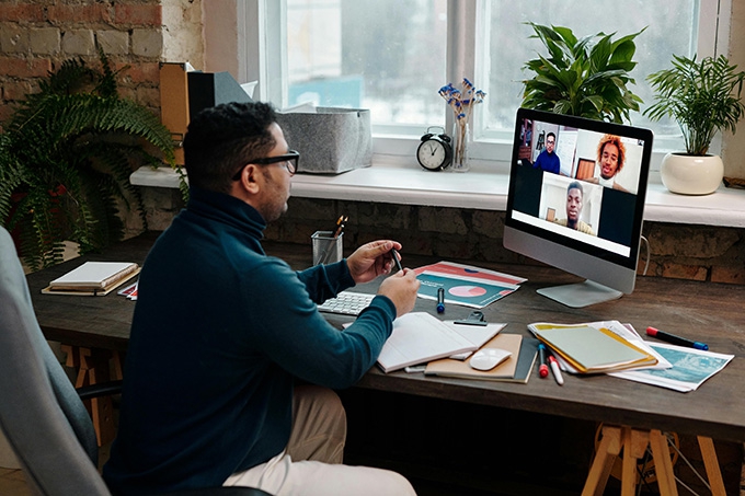 What to expect from an Online MRA degree: Cost, tme & opportunities