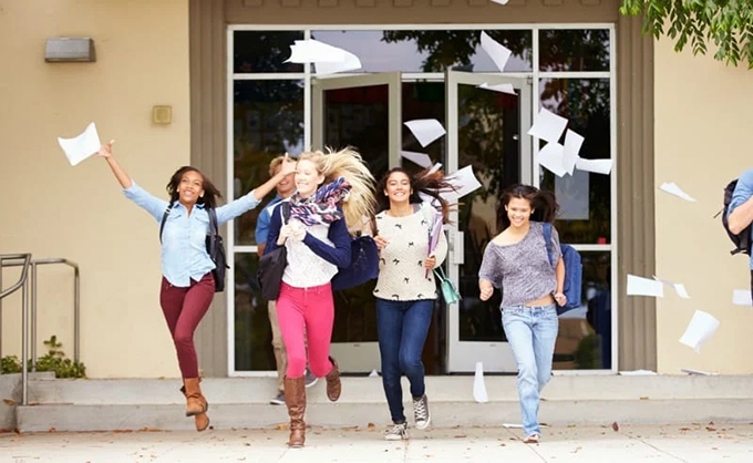 Why are academic subjects forgotten during summer vacation?