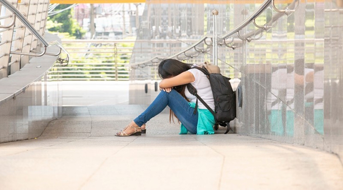 The loneliness of students who drop out: a few months of training and already facing failure
