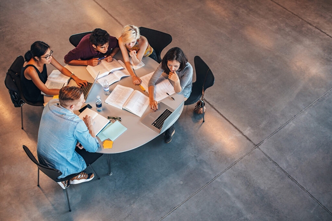 Should unis ditch group assignments?