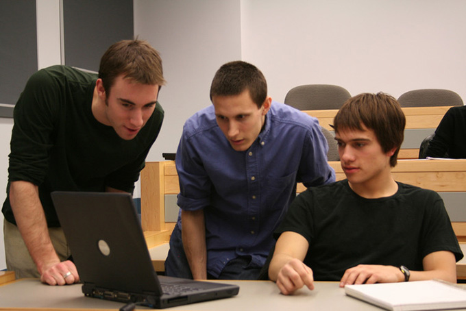 It is difficult to tell what students are doing on a laptop. Kevin Tostado/flickr