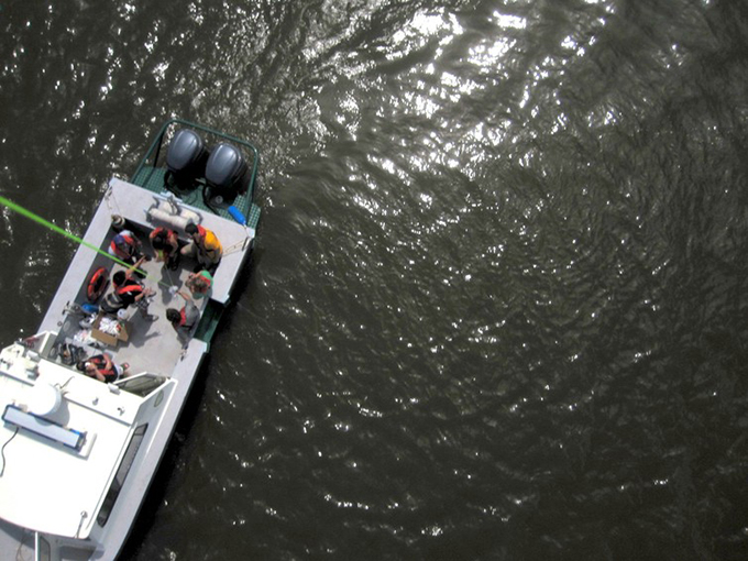 Public Lab volunteers mapping the Deep Horizon oil spill using a low-cost weather balloon setup that is openly documented on the Public Lab wiki. Jeff Warren/Flickr